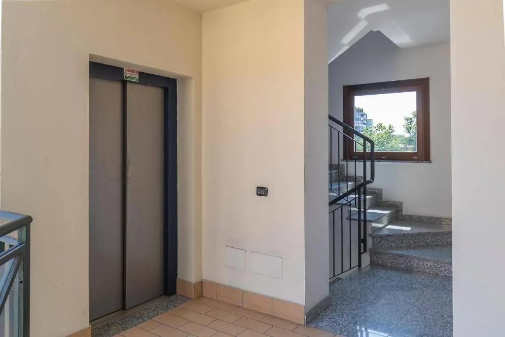 Elegante A 500 Mt Da M4 Con Wifi E Ac Apartamento Milão